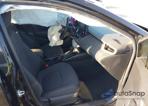 2022 Toyota Corolla Le z USA, uszkodzony, nr VIN JTDEPMAE3NJ211892